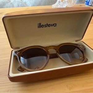 Illesteva Leonard II Sunglasses